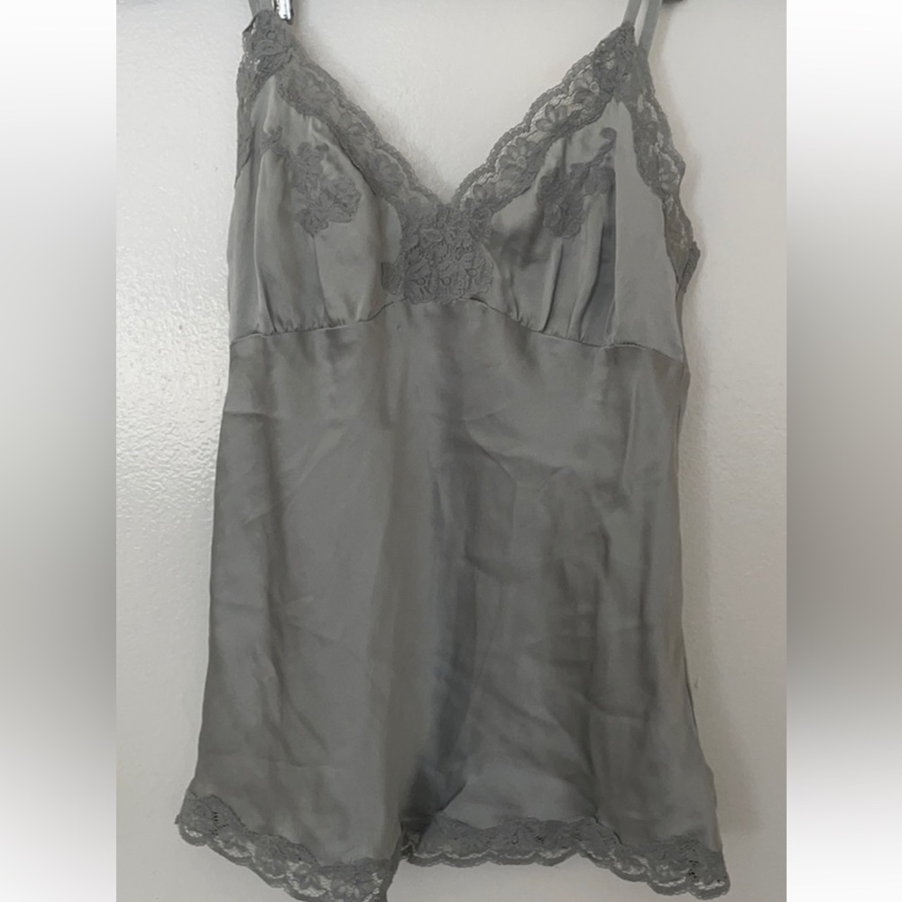 EUC Gold Hawk Gray Silk Tank Slip Top XS